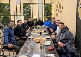 🏀 🍕 Χαλαρές στιγμές για την ομάδα μπάσκετ του Μακεδονικού Λητής